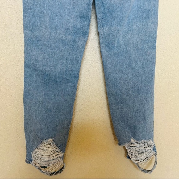 7 For All Mankind High Waist Cropped Straight Jeans - Picture 10 of 16